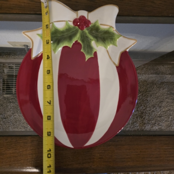 New Christmas Cookie Plate by St. Nicholas Square - Picture 5 of 7